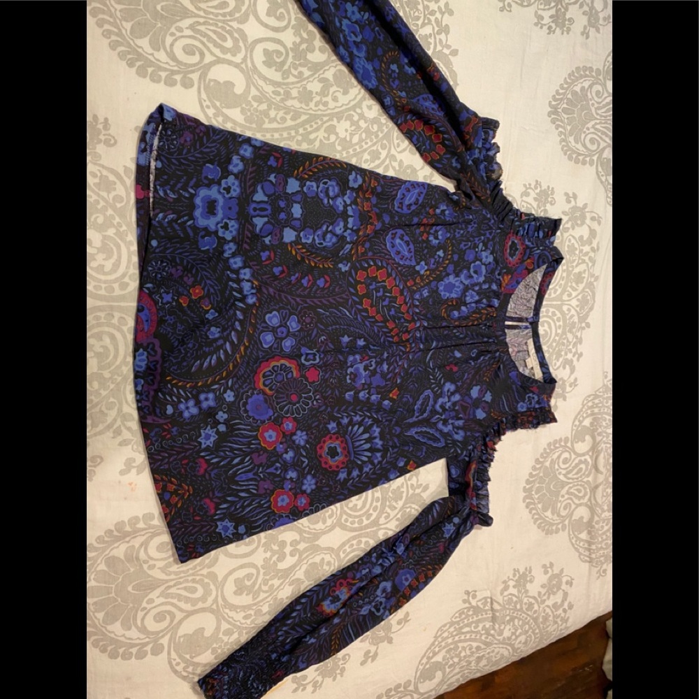 LOFT Cold-Shoulder Paisley/Floral Blouse. Sz XSP